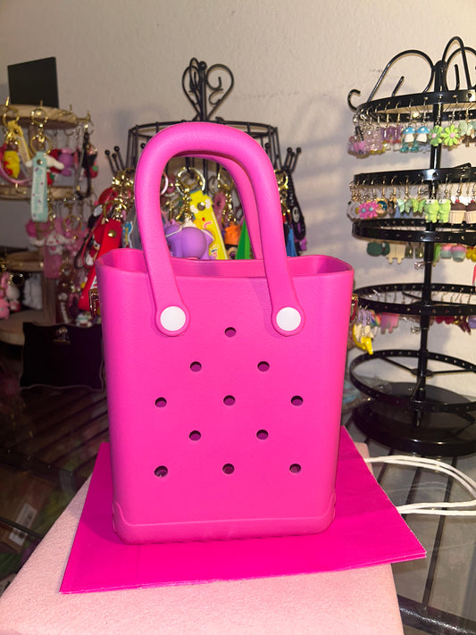 Croc style purse w/ 2 charms